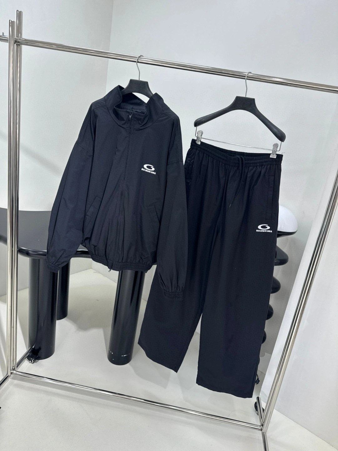 wg.luxury- 218593i16 LOOP SPORTS ICON oversized item:D-F244K1806